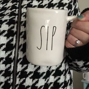 rae dunn sip mug